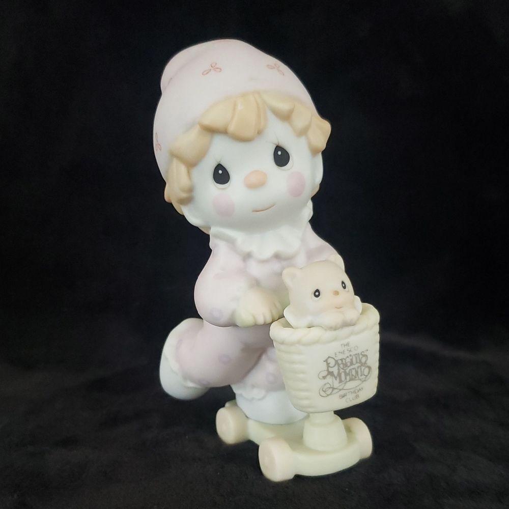 Vintage Precious Moments "Scooting By Just To Say Hi" Figurine B0011 (1996)
